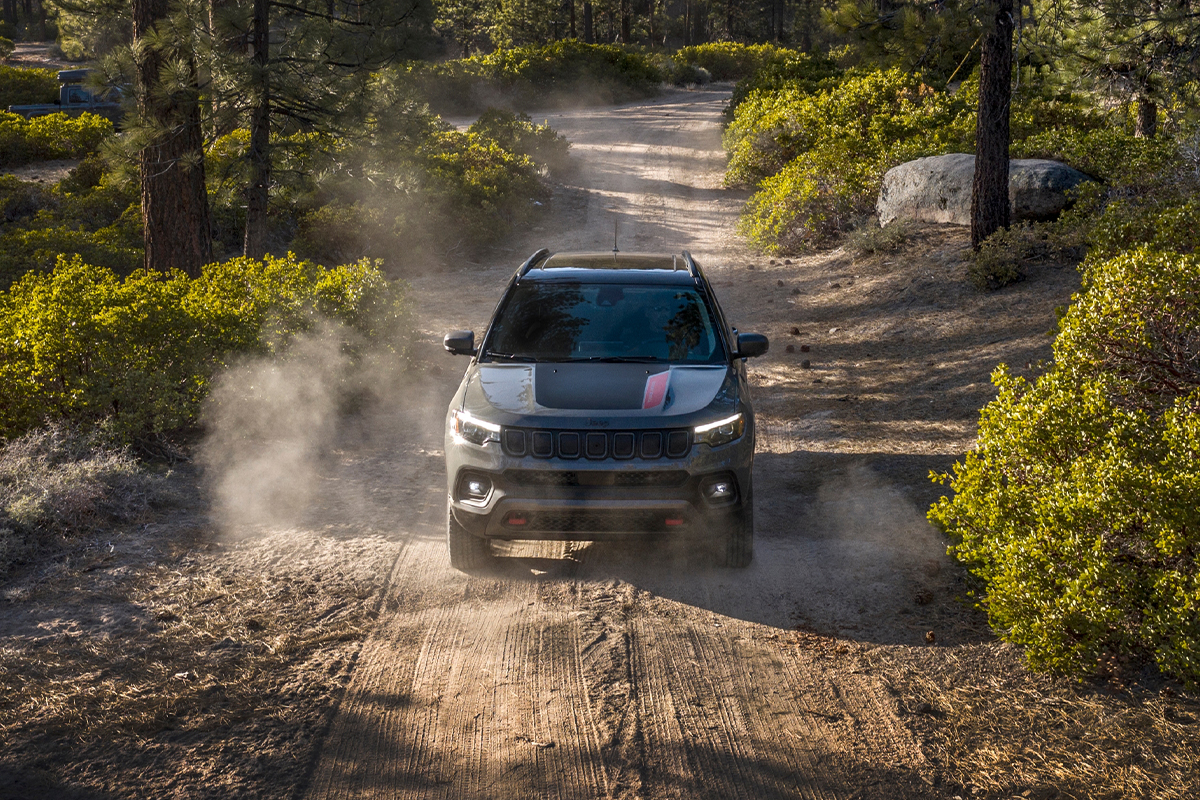 Explore the 2024 Jeep Compass Trims Image 01